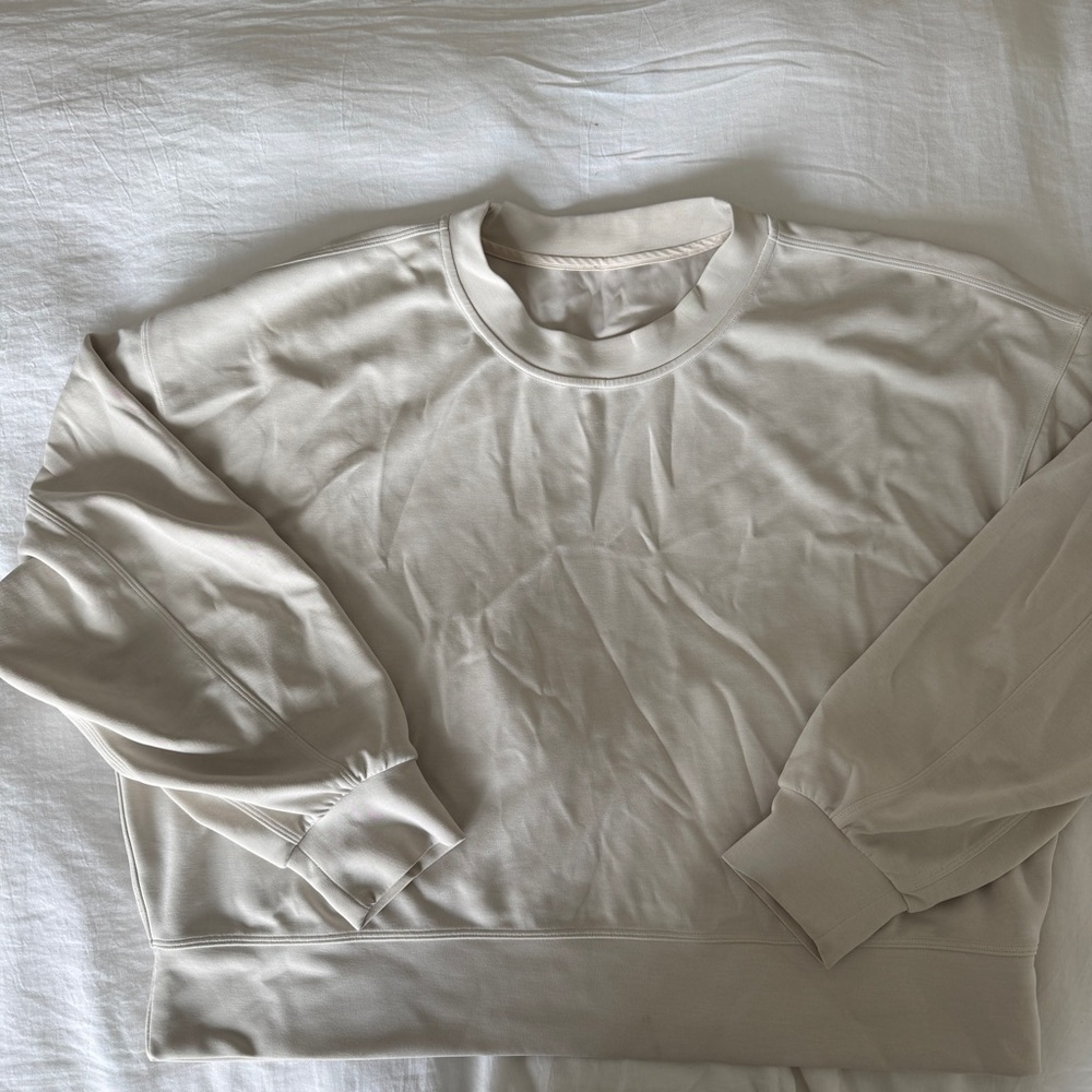 Lululemon - Cream Pullover - Picture 2 of 5